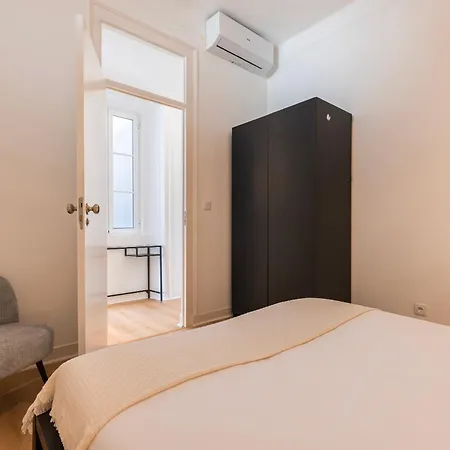 Classy 3-bedroom By Lovelystay