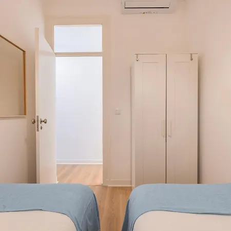 Classy 3-bedroom By Lovelystay Апартаменты *